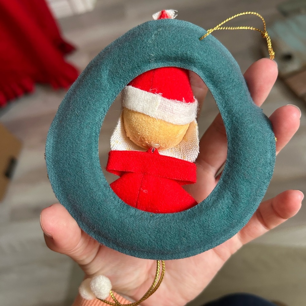 4/$100 Santa Claus Felt tree Ornament with green Wreath 🎅 - Picture 6 of 6